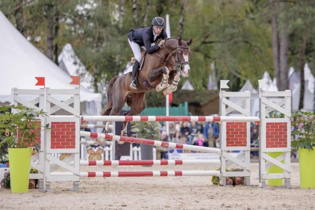 Tim PRICE rides JARILLO (NZL) during the showjumping. 2024 Les 5 Etoiles de Pau CCI5*. Pau, France. Sunday 27 October 2024. Copyright Photo: Pam Cunningham/Irish Eventing Times